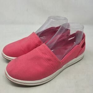 Clarks Coral Canvas Slip-On Shoes Womens Comfort Cushioned Size 8